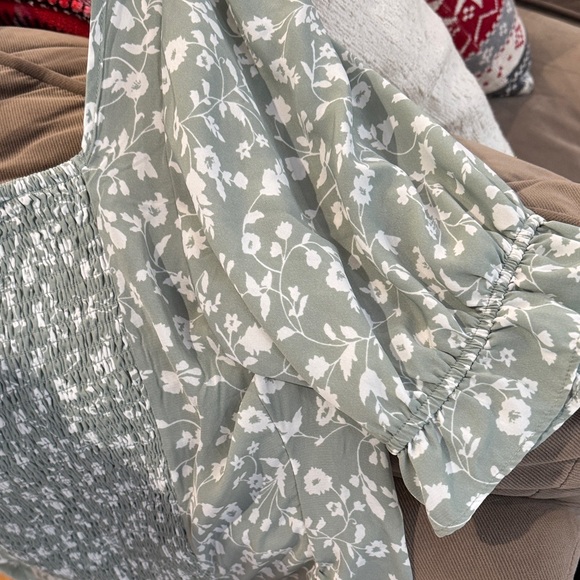 Abercrombie & Fitch Floral Blouse - Picture 4 of 4